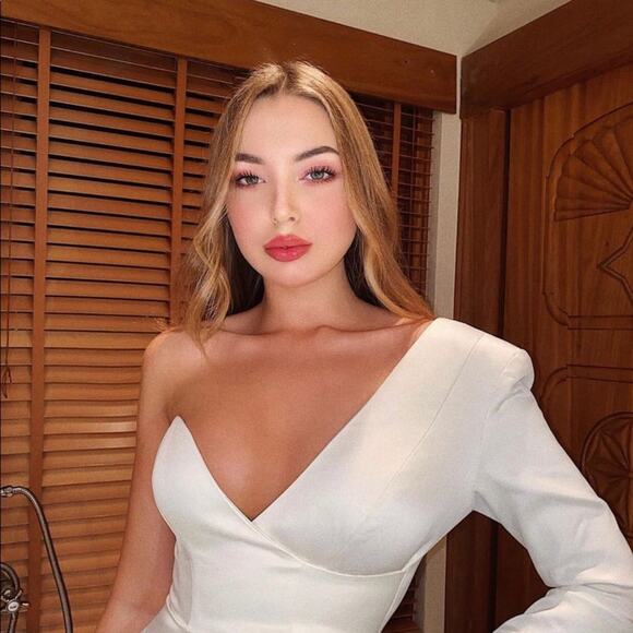 HOUSE OF CB White Tiffany Structured One Shoulder Sleeve Dress - Picture 14 of 14